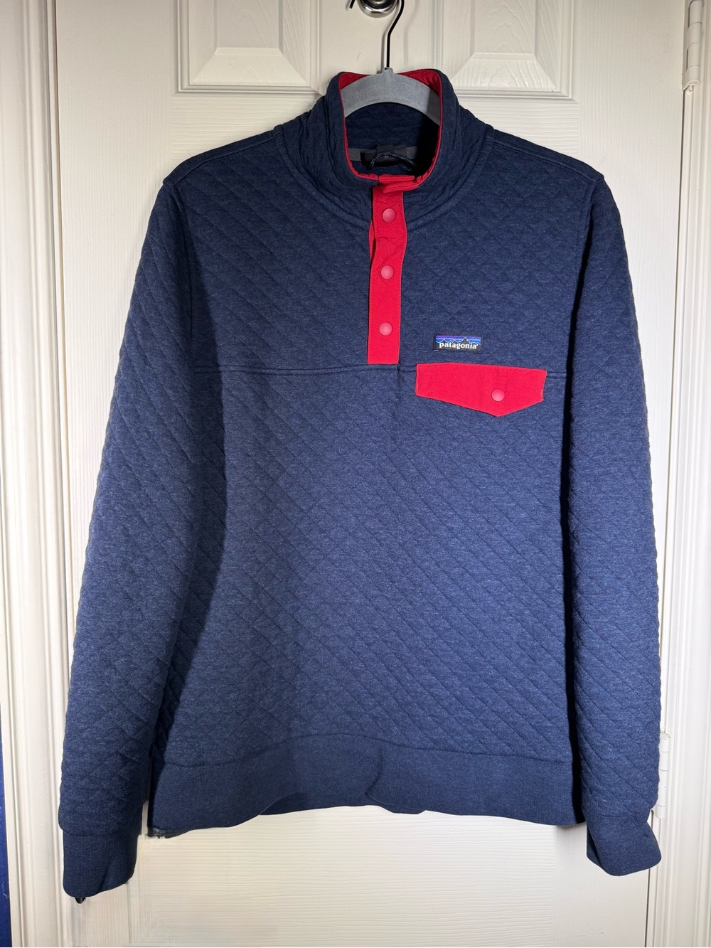 Patagonia Men's Navy Quilted Snap-T Pullover with Red Accents Sz M